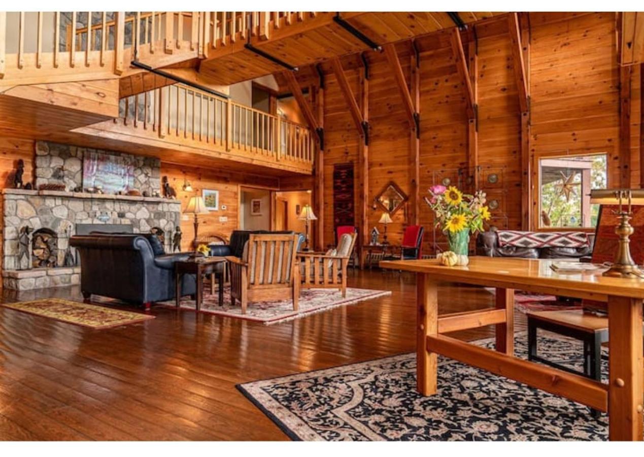 Point Au Roche Lodge プラッツバーグ エクステリア 写真