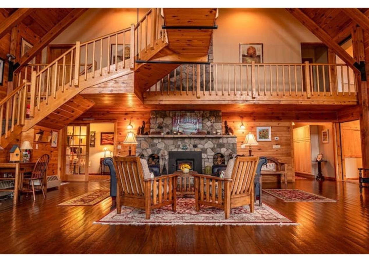 Point Au Roche Lodge プラッツバーグ エクステリア 写真