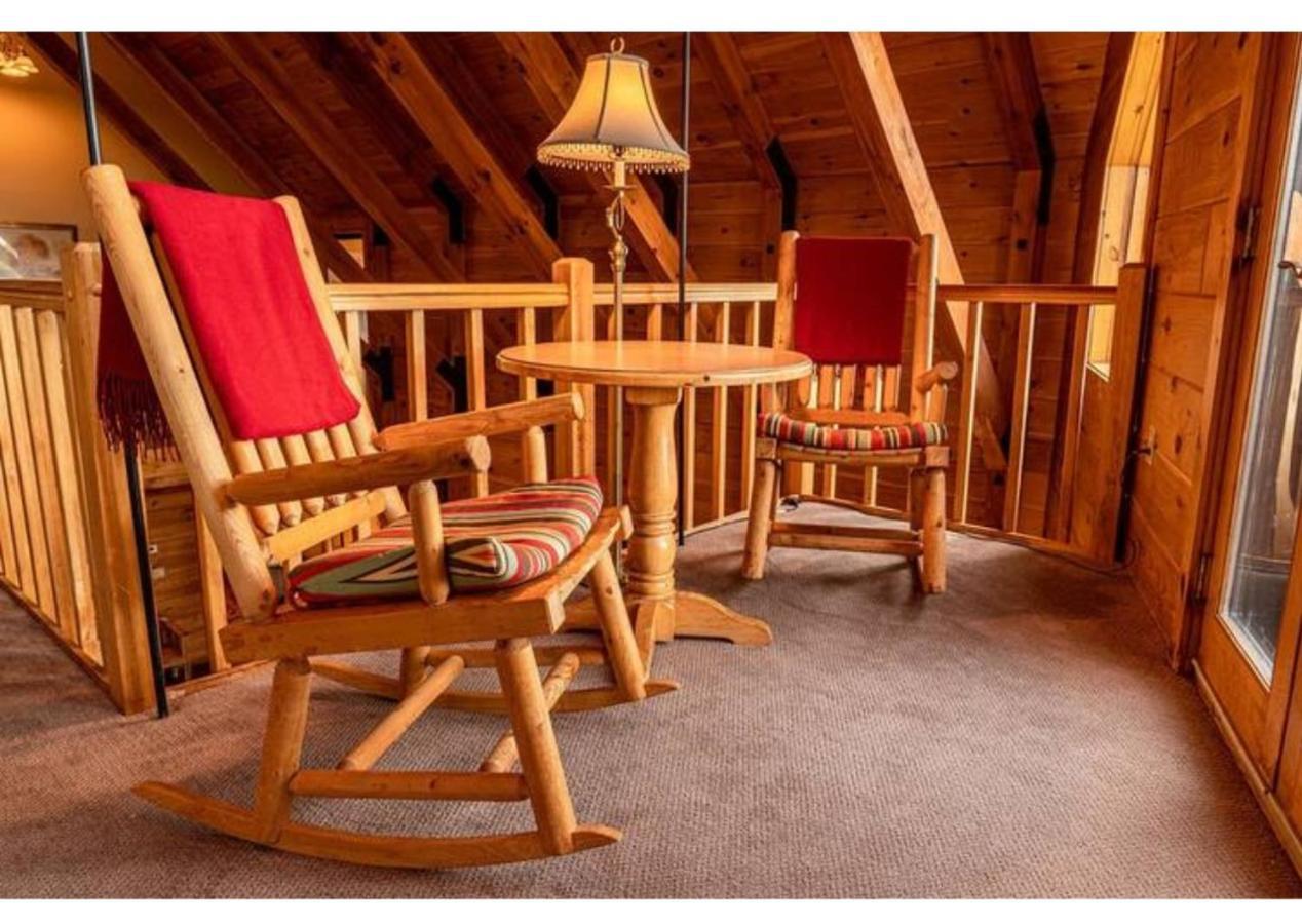 Point Au Roche Lodge プラッツバーグ エクステリア 写真