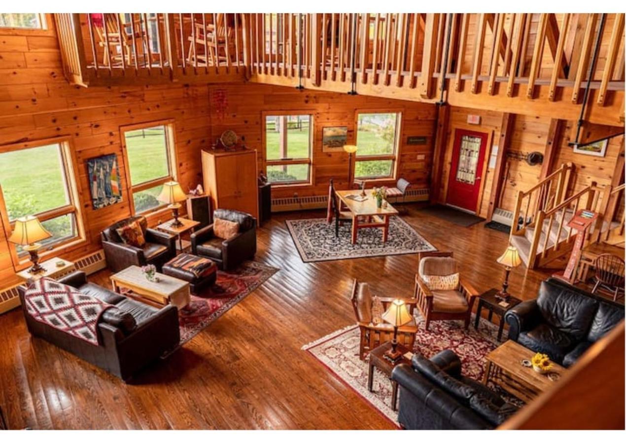 Point Au Roche Lodge プラッツバーグ エクステリア 写真