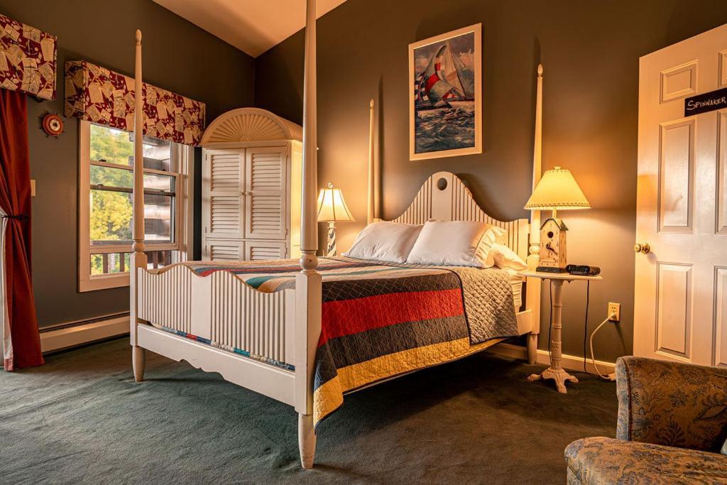 Point Au Roche Lodge プラッツバーグ エクステリア 写真