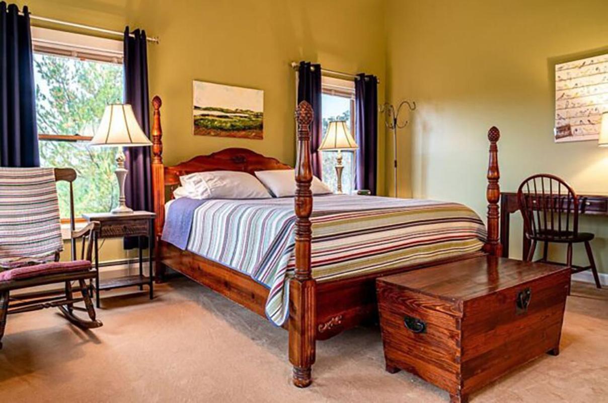 Point Au Roche Lodge プラッツバーグ エクステリア 写真