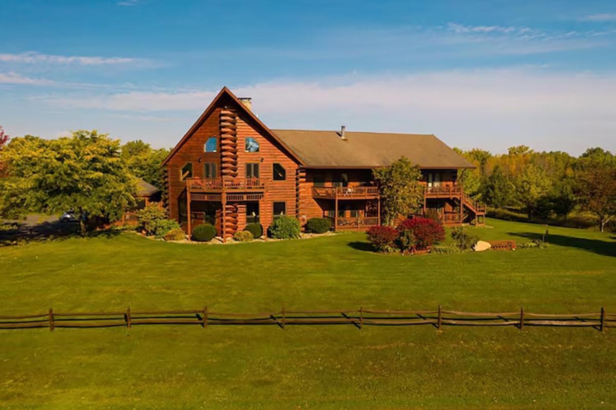 Point Au Roche Lodge プラッツバーグ エクステリア 写真